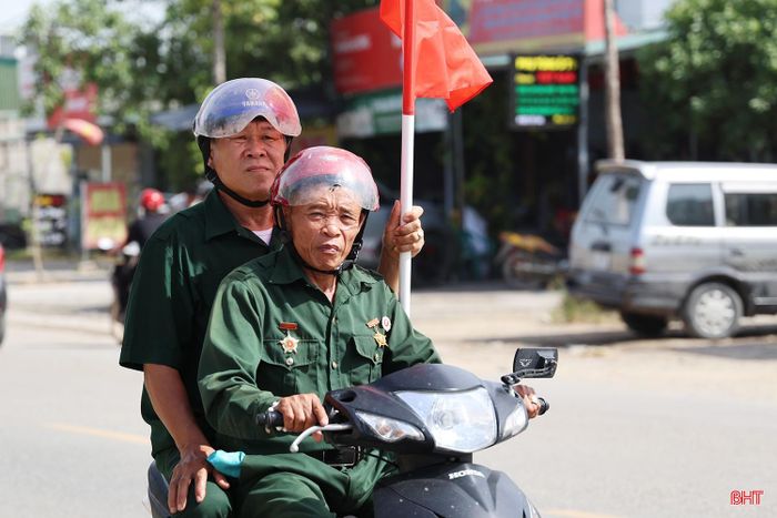 Hoạt động góp phần nâng cao nhận thức của cộng đồng về tác hại của ma túy, huy động sự tham gia của toàn xã hội trong công tác phòng ngừa, đấu tranh với tội phạm nhằm xây dựng địa bàn an toàn, không có ma túy.