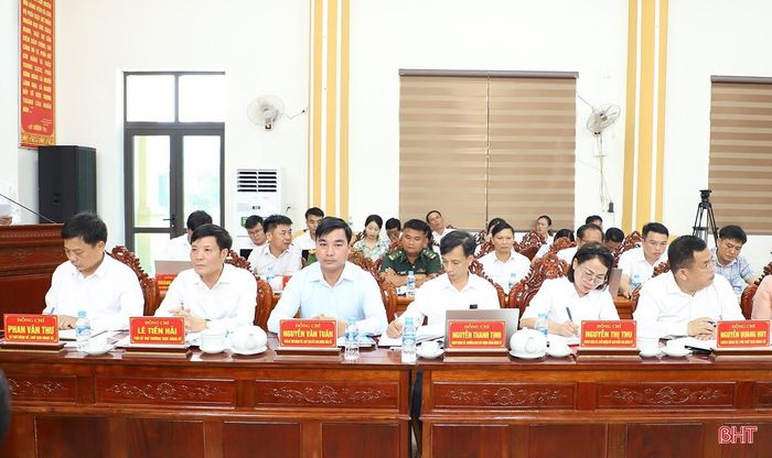 Đại biểu xã Cổ Đạm tham dự buổi làm việc.