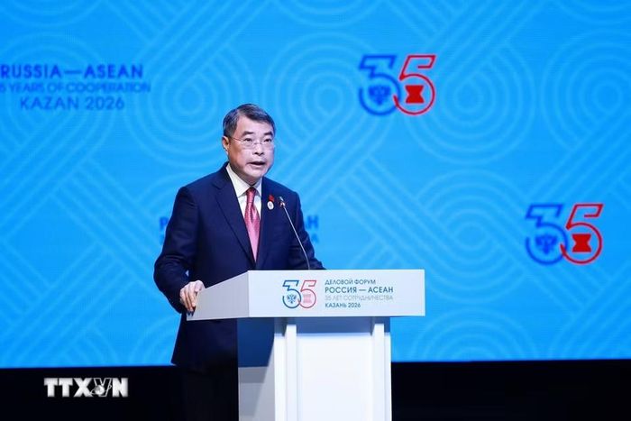 Thủ tướng Lê Minh Hưng phát biểu tại Diễn đàn Doanh nghiệp Nga-ASEAN. (Ảnh: Dương Giang/TTXVN)