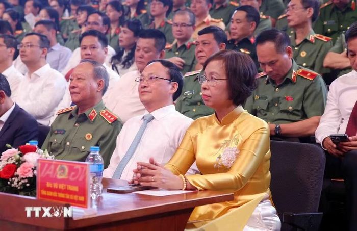 Các đại biểu tham dự buổi lễ. (Ảnh: Phạm Kiên/TTXVN)