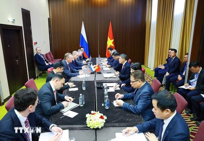 Thủ tướng Lê Minh Hưng tiếp ông Sergey Kudryashov, Tổng Giám đốc Tập đoàn Zarubezhneft. (Ảnh: Dương Giang/TTXVN)