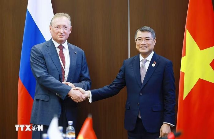 Thủ tướng Lê Minh Hưng tiếp ông Sergey Kudryashov, Tổng Giám đốc Tập đoàn Zarubezhneft. (Ảnh: Dương Giang/TTXVN)