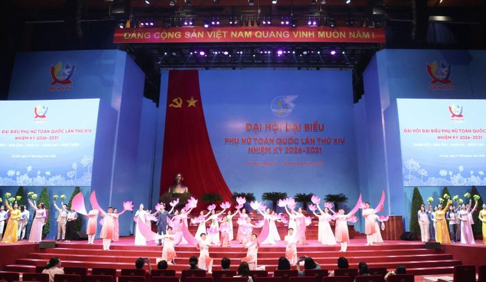 Các chương trình văn nghệ được chuẩn bị công phu, chu đáo, sắn sàng cho phiên khai mạc ngày 17/6.
