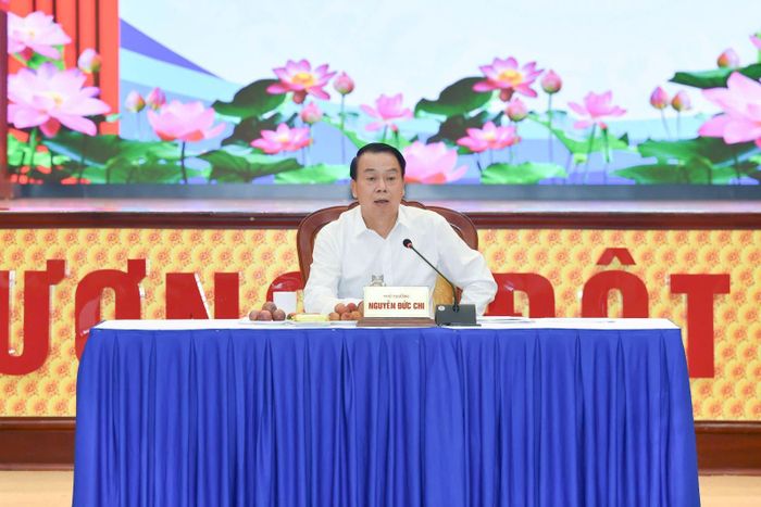 Thứ trưởng Bộ Tài chính Nguyễn Đức Chi chủ trì họp báo sáng 17/6.