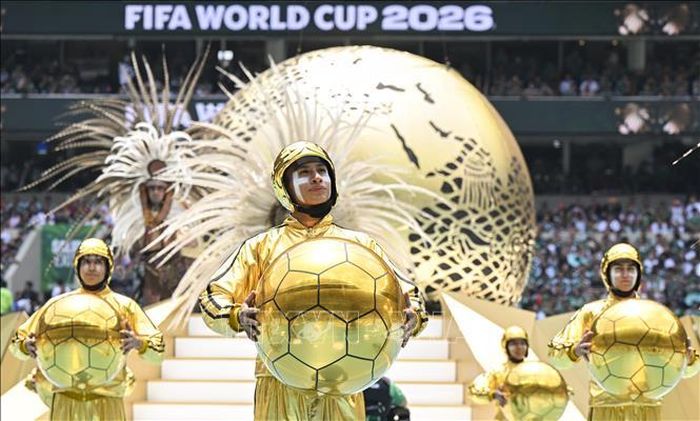 Các nghệ sĩ trình diễn tại Lễ khai mạc FIFA World Cup 2026 ở Mexico City, Mexico ngày 11/6/2026. Ảnh: THX/TTXVN