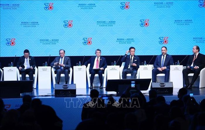 Thủ tướng Lê Minh Hưng tham dự Phiên khai mạc Diễn đàn Doanh nghiệp Nga-ASEAN. Ảnh: Dương Giang/TTXVN