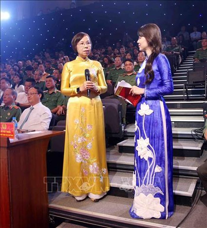Đồng chí Vũ Việt Trang, Tổng Giám đốc Thông tấn xã Việt Nam, Phó Trưởng ban Tuyên giáo và Dân vận Trung ương tham gia giao lưu tại buổi lễ. Ảnh: Phạm Kiên/TTXVN