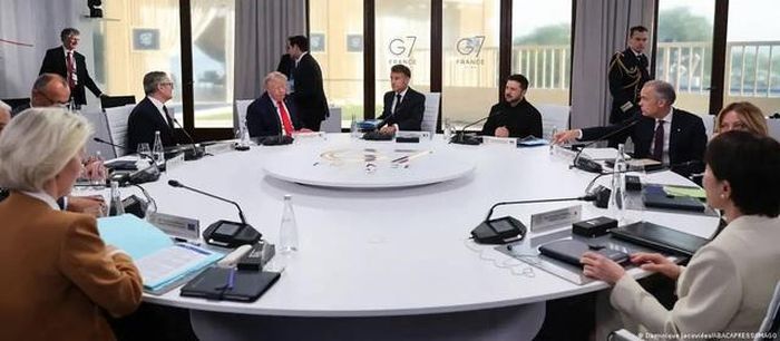 Tổng thống Ukraine Volodymyr Zelenskyy đã tham gia cuộc đàm phán G7 vào thứ Ba. (Ảnh: Dominique Jacovides/ABACAPRESS/IMAGO qua DW)