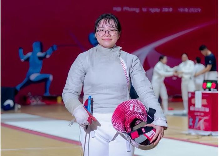 Lam Khanh từng giành huy chương đồng ở Giải Vô địch đấu kiếm quốc gia. Ảnh: NVCC
