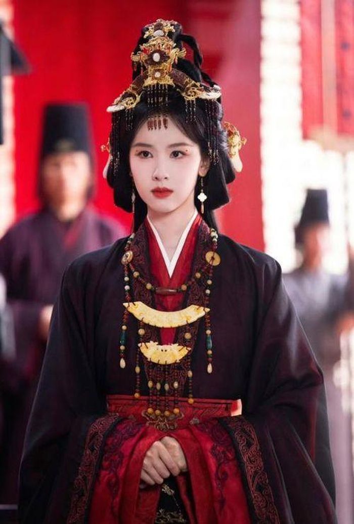Tạo hình của Trần Đô Linh trong Kiều Sở. Ảnh: Weibo 