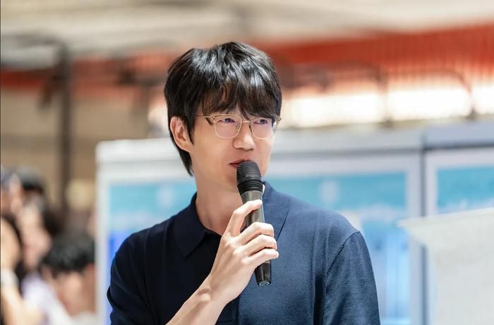 Hình ảnh mới đây của nam ca sĩ trên trang cá nhân (Nguồn: Instagram nhân vật)