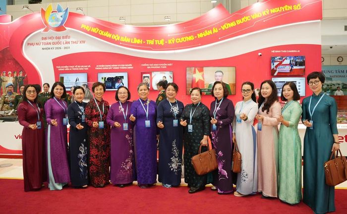 Các đại biểu tham dự Đại hội đại biểu Phụ nữ toàn quốc lần thứ XIV