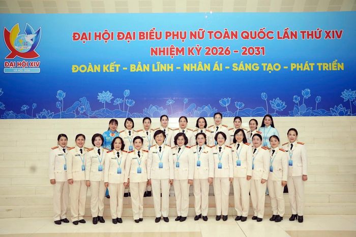 Đoàn đại biểu Phụ nữ Công an nhân dân