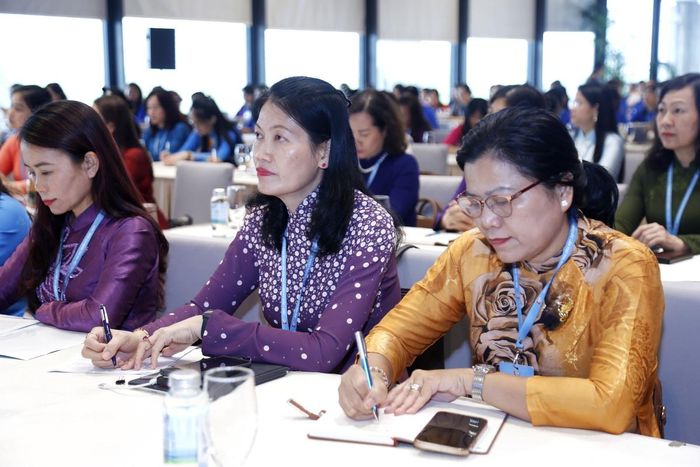 Quang cảnh phiên thảo luận