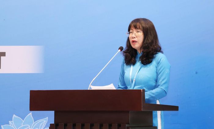 Bà Phan Thị Hồng Hà, Vụ trưởng Vụ Tổ chức cán bộ, Bộ Tư pháp, phát biểu