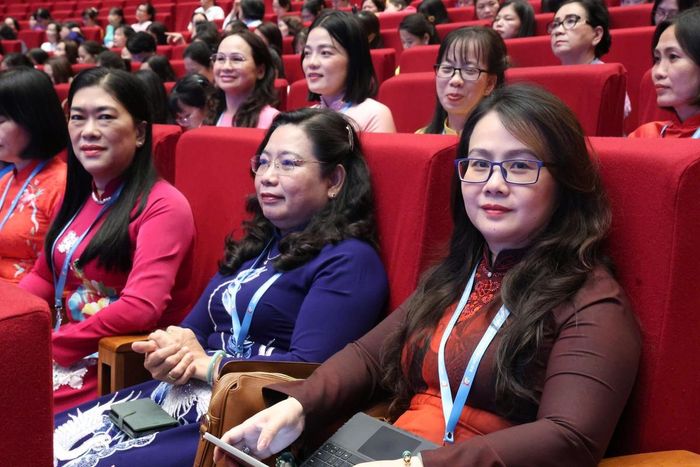 Các đại biểu tham dự Đại hội đại biểu Phụ nữ toàn quốc lần thứ XIV