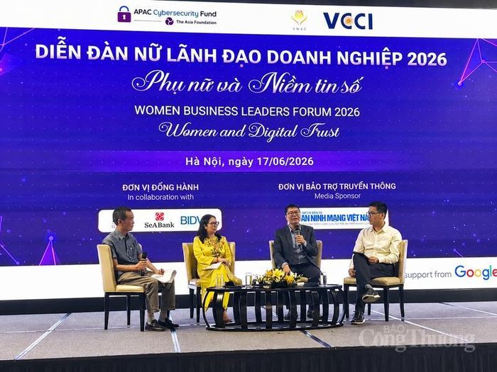 Đại biểu tham gia thảo luận trong khuôn khổ diễn đàn. Ảnh: NH