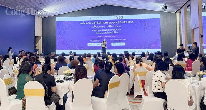 Các chuyên gia cho rằng, chuyển đổi số không còn là lựa chọn riêng của các doanh nghiệp lớn, mà đã trở thành yêu cầu chung đối với cộng đồng doanh nghiệp. Ảnh: NH