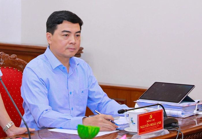 Đồng chí Nguyễn Hoài Anh, Ủy viên Trung ương Đảng, Phó Bí thư Tỉnh ủy, Chủ tịch UBND tỉnh dự hội nghị.