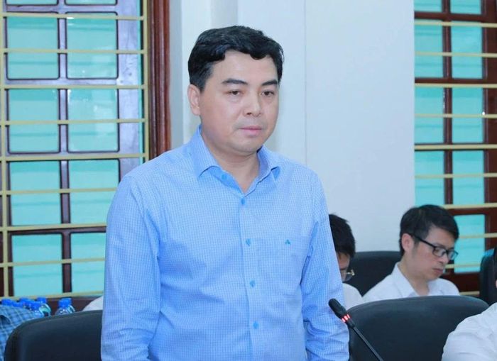 Chủ tịch UBND tỉnh Nguyễn Hoài Anh phát biểu tại buổi làm việc.
