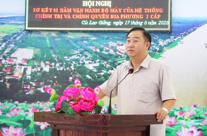 Phó Chủ nhiệm Ủy ban Kiểm tra Tỉnh ủy An Giang Nguyễn Việt Bình phát biểu chỉ đạo hội nghị.