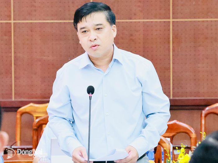 Thành ủy viên, Phó Chủ tịch UBND thành phố Hồ Văn Hà phát biểu tại buổi làm việc. Ảnh: Công Nghĩa