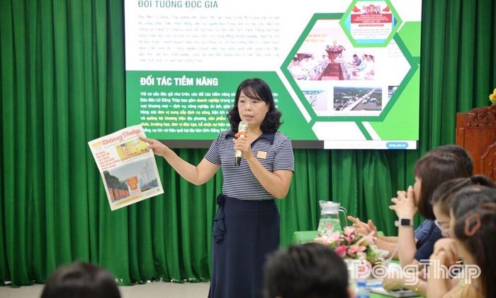 Báo và phát thanh, truyền hình Đồng Tháp tổ chức tập huấn nâng cao năng lực kinh tế báo chí đa nền tảng. Ảnh: V.Thảo
