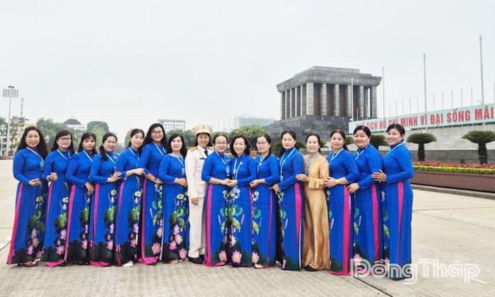 Đoàn đại biểu Phụ nữ tỉnh Đồng Tháp.