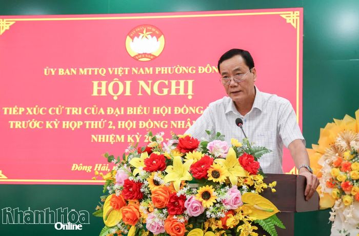 Lãnh đạo UBND phường Đông Hải giải trình, làm rõ các ý kiến thuộc thẩm quyền giải quyết của phường.