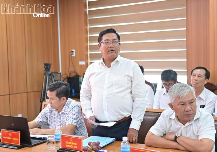 Lãnh đạo Sở Nội vụ phát biểu tại buổi làm việc.