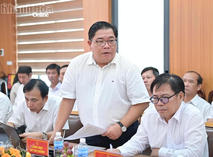 Lãnh đạo Sở Tài chính phát biểu tại buổi làm việc.