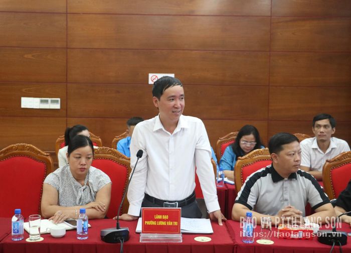 Lãnh đạo Đảng ủy phường Lương Văn Tri phát biểu tại hội nghị
