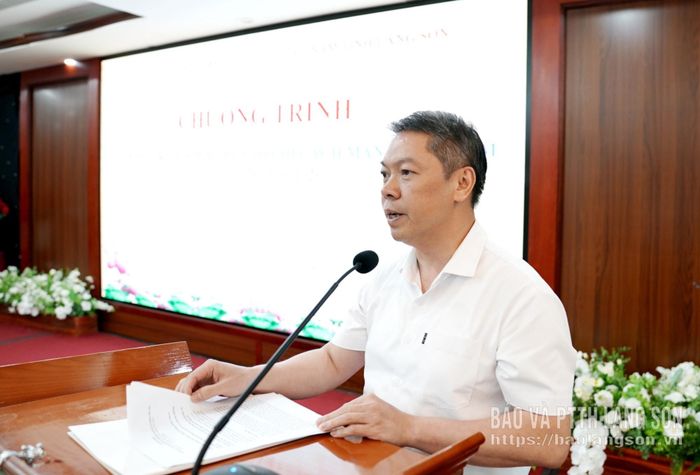 Đồng chí Đoàn Thanh Sơn, Phó Chủ tịch UBND tỉnh phát biểu tại chương trình