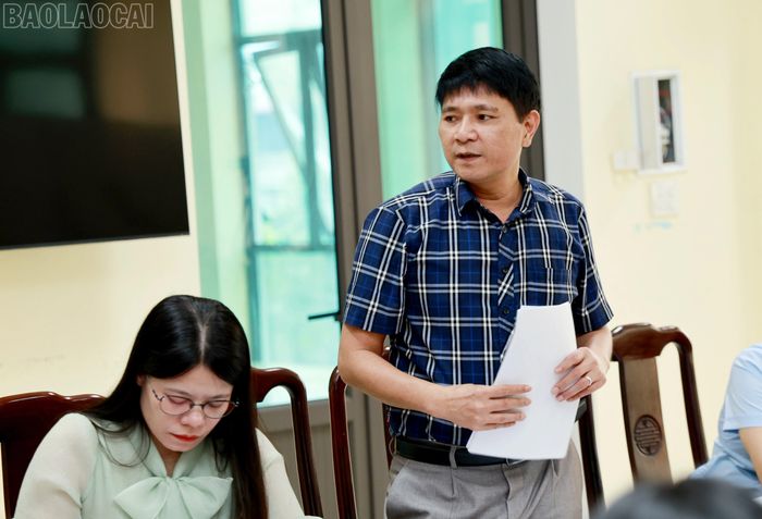 Đại diện cơ quan Thanh tra tỉnh tham gia ý kiến.