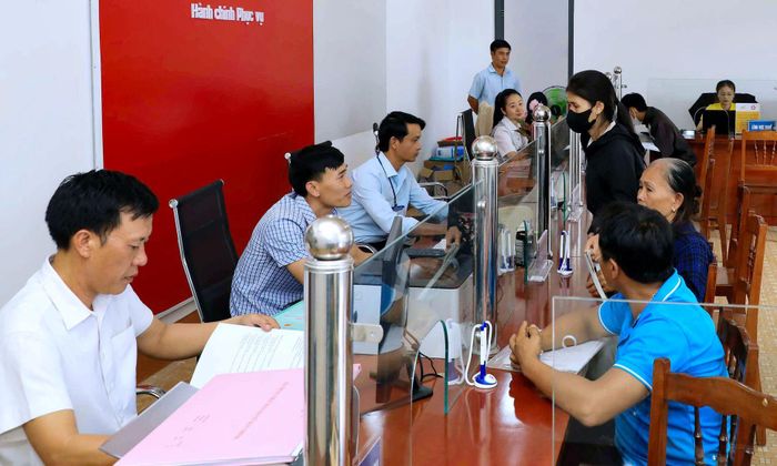 Việc phân cấp, phân quyền đã tạo điều kiện để chính quyền cấp xã chủ động hơn trong giải quyết công việc