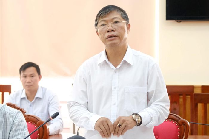 Đại diện lãnh đạo Ban Văn hóa - Xã hội HĐND tỉnh phát biểu tại buổi làm việc