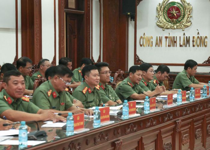 Đại diện các đoàn tham dự cuộc họp