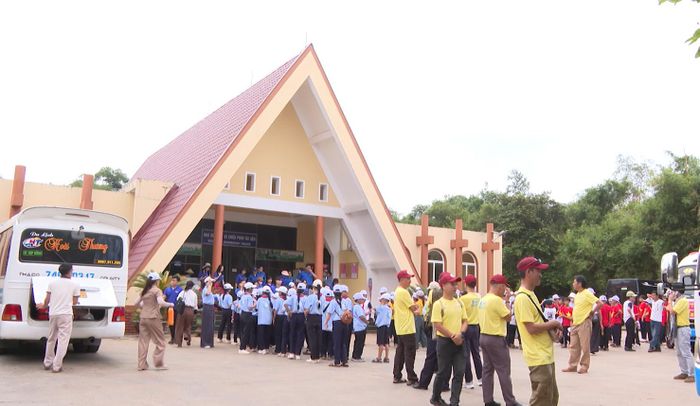 Địa đạo Vịnh Mốc là địa điểm được nhiều du khách lựa chọn để tham quan, tìm hiểu khi đến với Quảng Trị - Ảnh: L.T