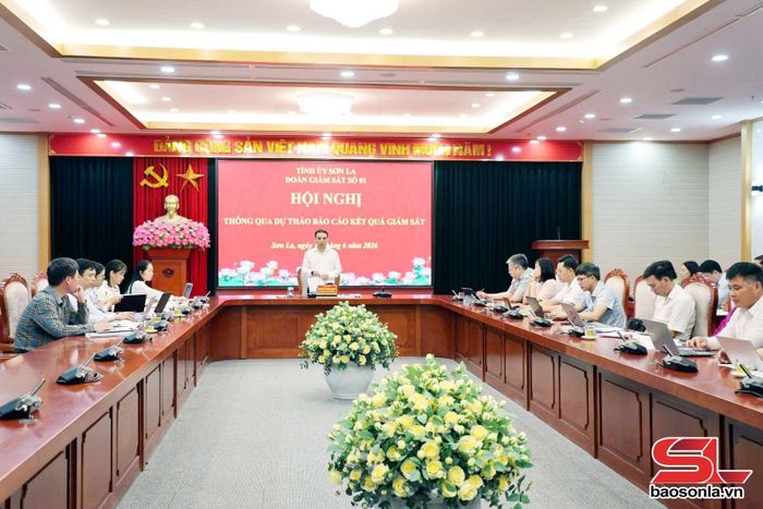 Các đại biểu tham dự Hội nghị.