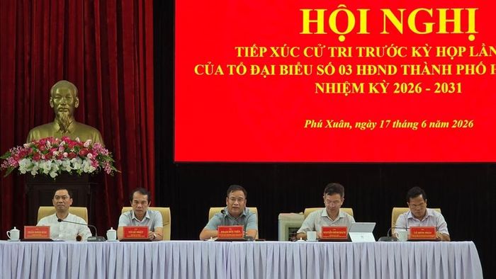 Tổ đại biểu HĐND thành phố số 3 tại buổi tiếp xúc cử tri
