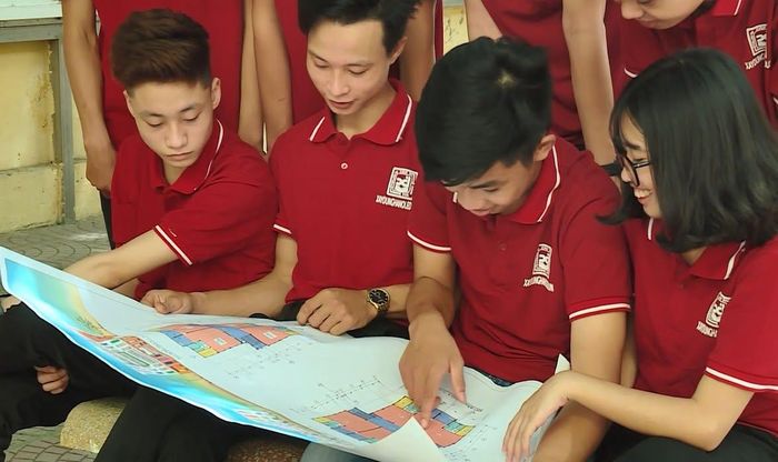 Học sinh tại trường trung học nghề được học văn hóa kết hợp đào tạo nghề ngay từ bậc trung học (Ảnh: Trường Trung cấp Xây dựng Hà Nội).