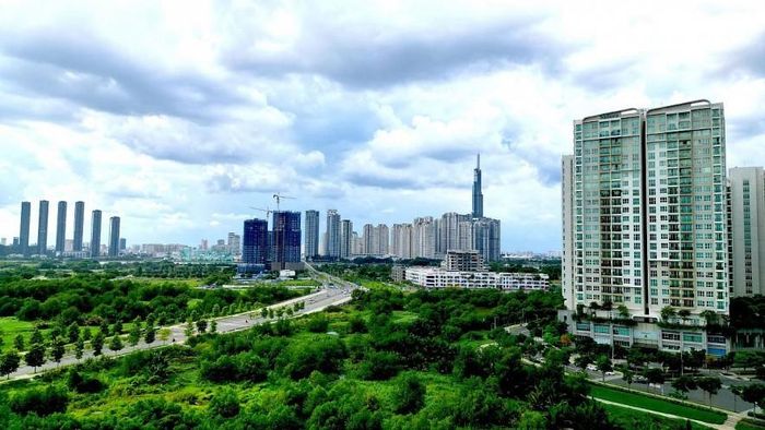 TP. Hồ Chí Minh bất ngờ vươn lên chiếm gần một nửa tỷ trọng quan tâm toàn thị trường. Ảnh minh họa.