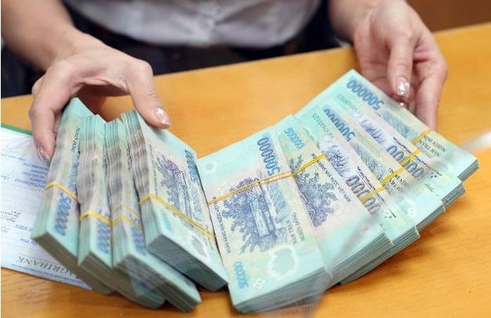 Đề xuất "nới room" vốn cho ngân hàng, tăng khả năng cho vay trung và dài hạn.