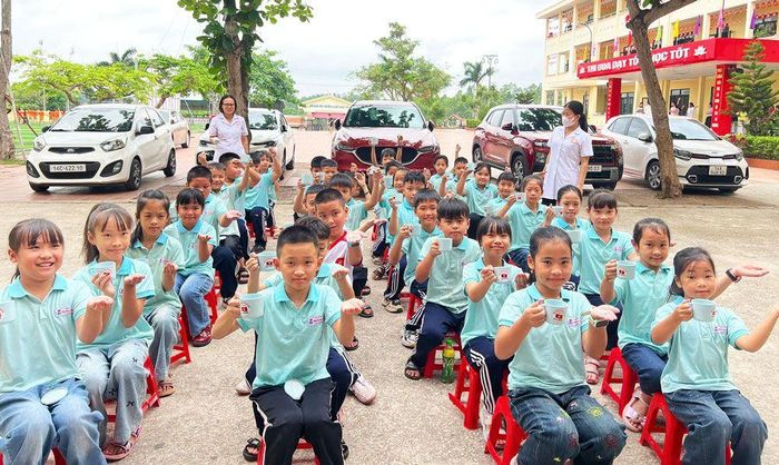 Một buổi học về kỹ năng sống cho học sinh.