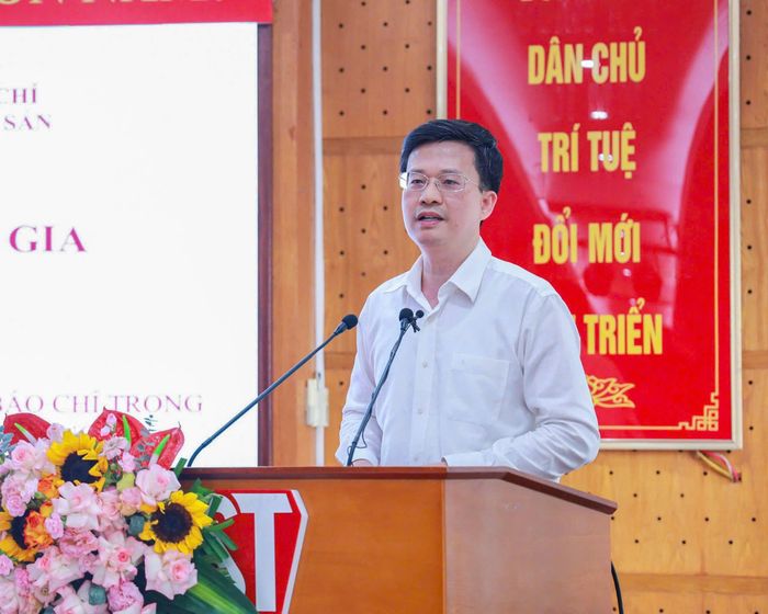 ĐBQH hoạt động chuyên trách tại Ủy ban Văn hóa và Xã hội, PGS.TS Đỗ Chí Nghĩa phát biểu