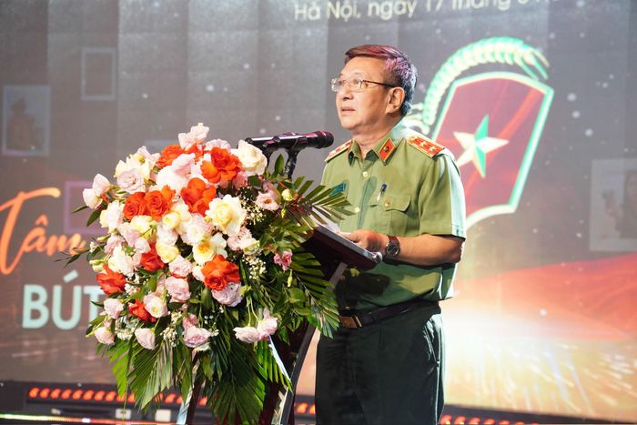 Trung tướng Đỗ Triệu Phong, Cục trưởng Cục Truyền thông CAND phát biểu khai mạc buổi lễ.