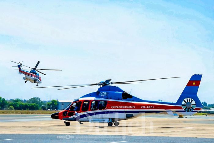 Chương trình tour có thể ba gồm các tuyến bay 15 phút, 30 phút, 45 phút, 60 phút, tuyến bay kết nối ven biển, Côn Đảo.
