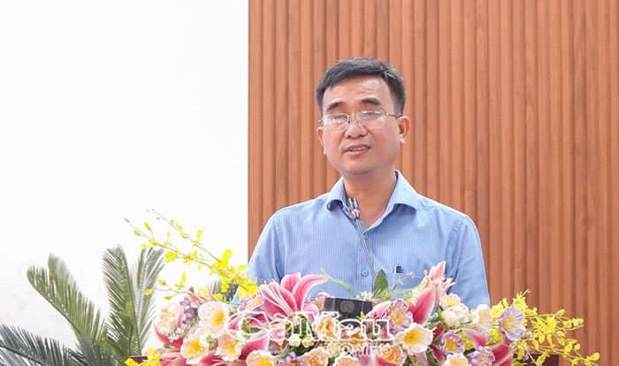 Ông Phạm Văn Mười, Phó Giám đốc Sở NN&amp;MT, phát biểu kết luận hội thảo, đề ra các giải pháp phát triển bền vững nghề nuôi lươn trên địa bàn tỉnh.