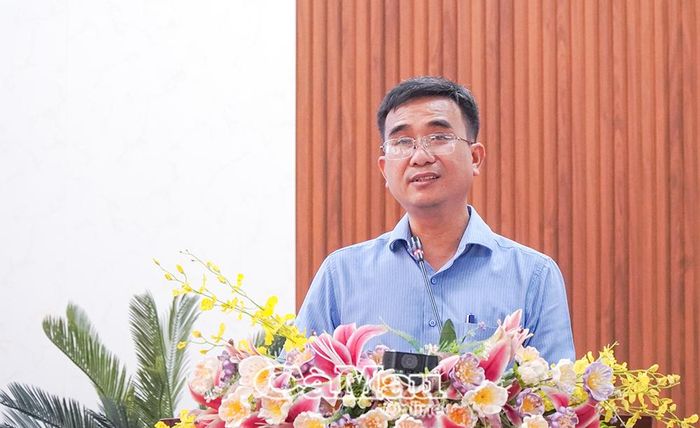 Ông Phạm Văn Mười, Phó Giám đốc Sở NN&MT, phát biểu kết luận hội thảo, đề ra các giải pháp phát triển bền vững nghề nuôi lươn trên địa bàn tỉnh.