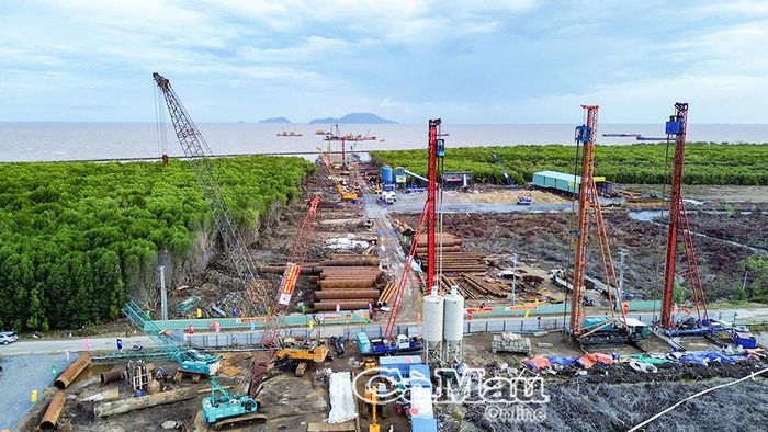 Khu phụ trợ được đầu tư đồng bộ, bảo đảm nguồn cung cấu kiện phục vụ liên tục cho các mũi thi công.
